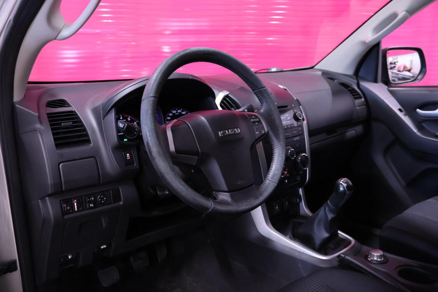 Isuzu D-Max vaihtoauto