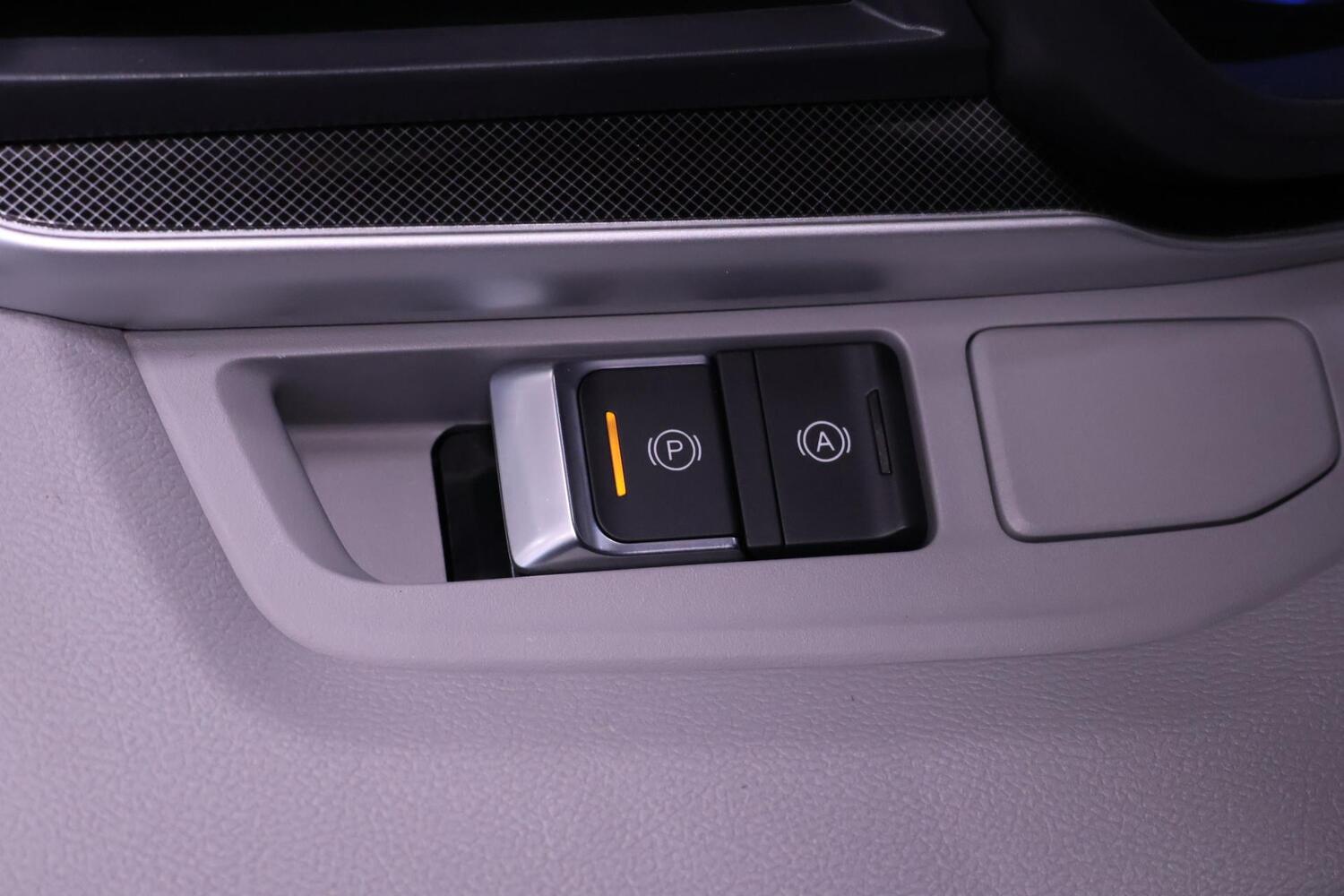 Maxus e-Deliver 9 vaihtoauto
