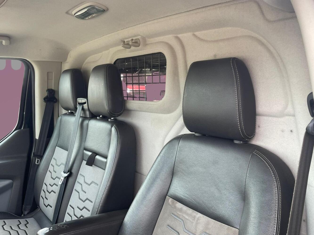 Ford Transit Custom vaihtoauto