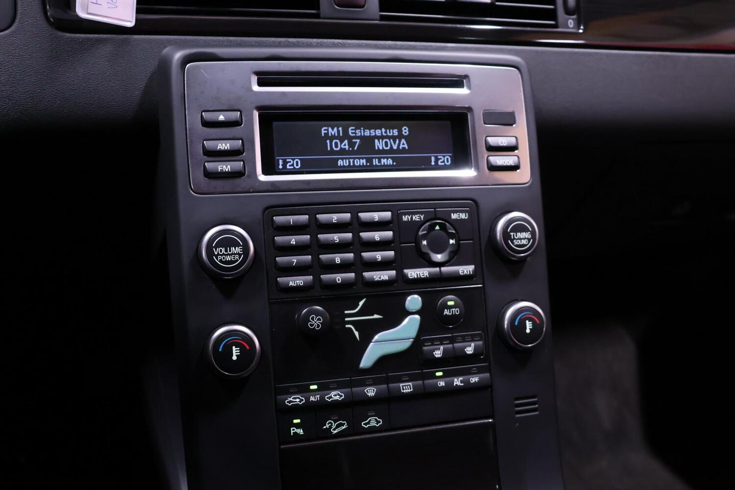 Volvo XC70 vaihtoauto