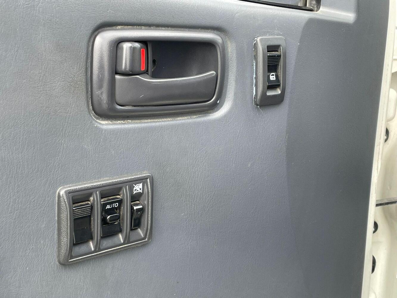 Toyota Hiace vaihtoauto