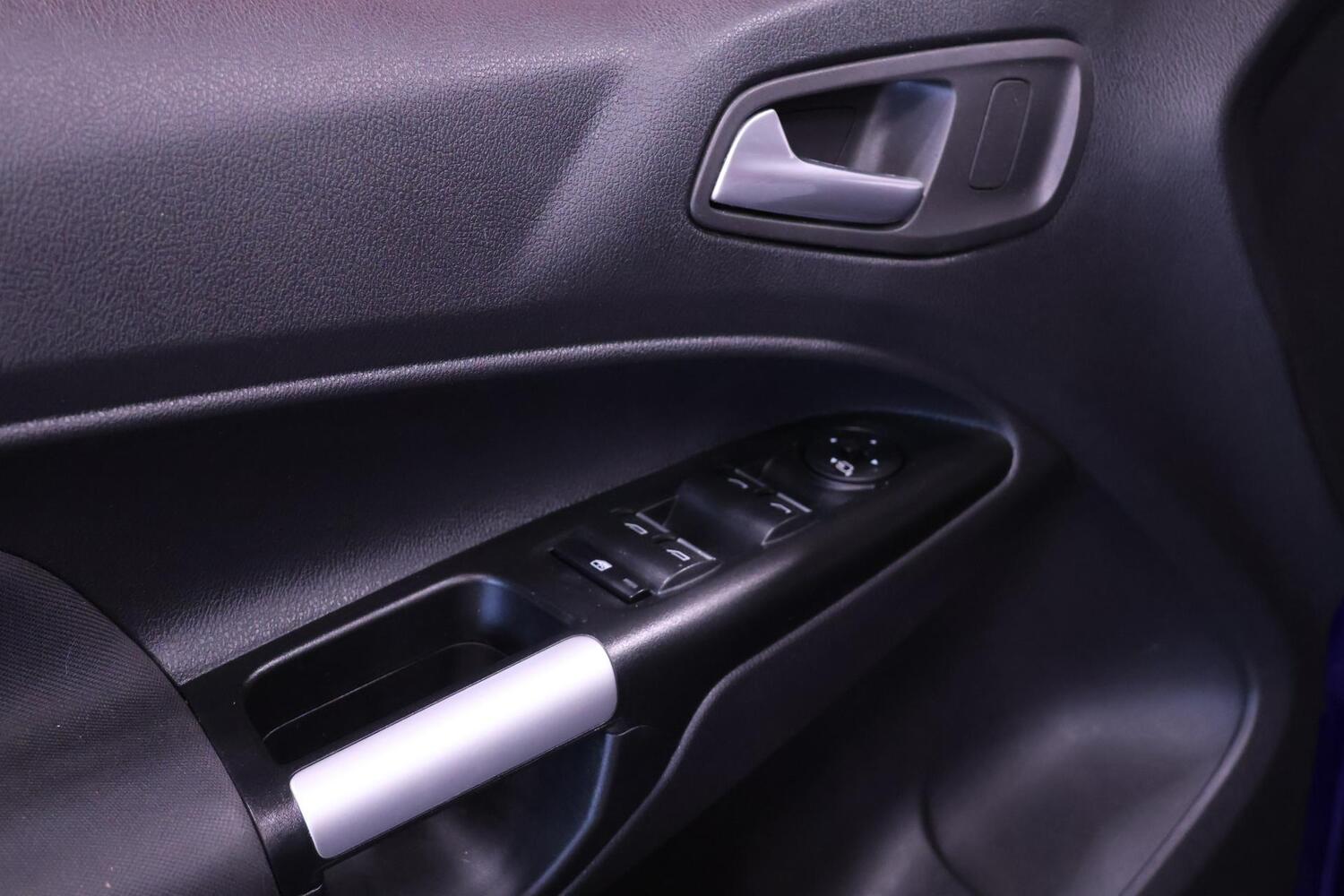 Ford Grand Tourneo Connect vaihtoauto
