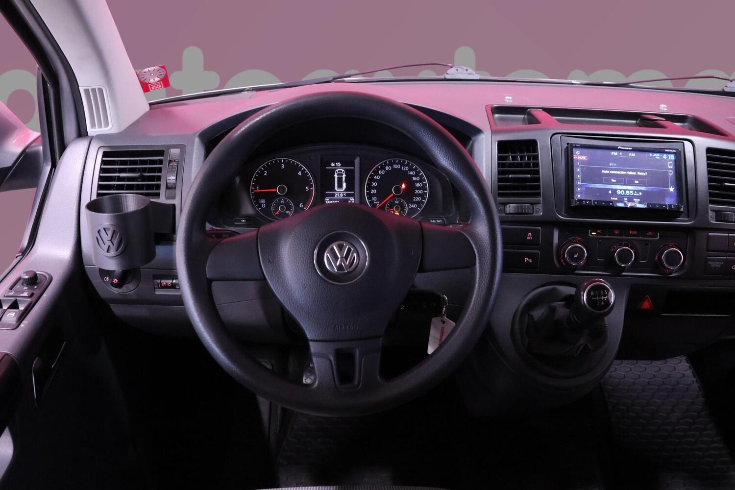 Volkswagen Caravelle vaihtoauto