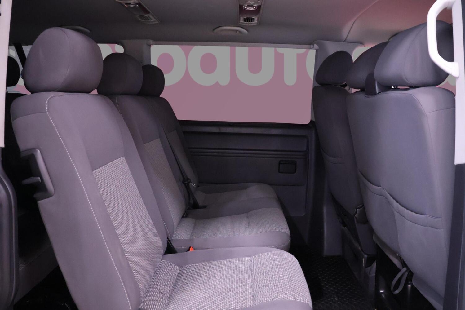 Volkswagen Caravelle vaihtoauto
