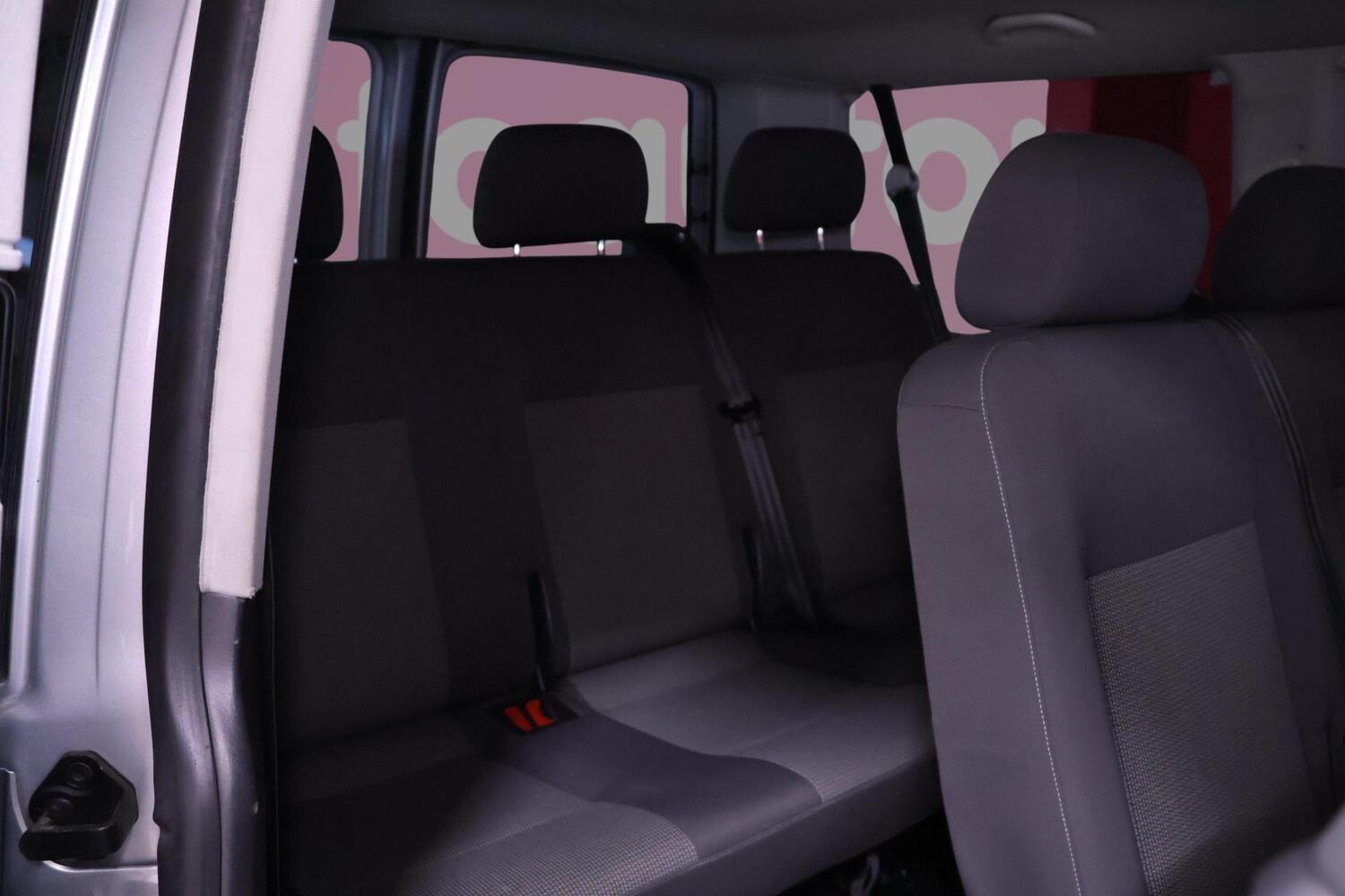 Volkswagen Caravelle vaihtoauto