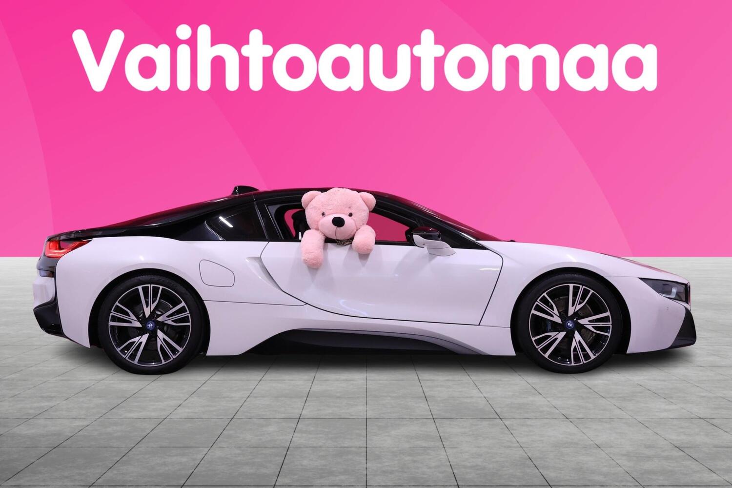 BMW i8 vaihtoauto