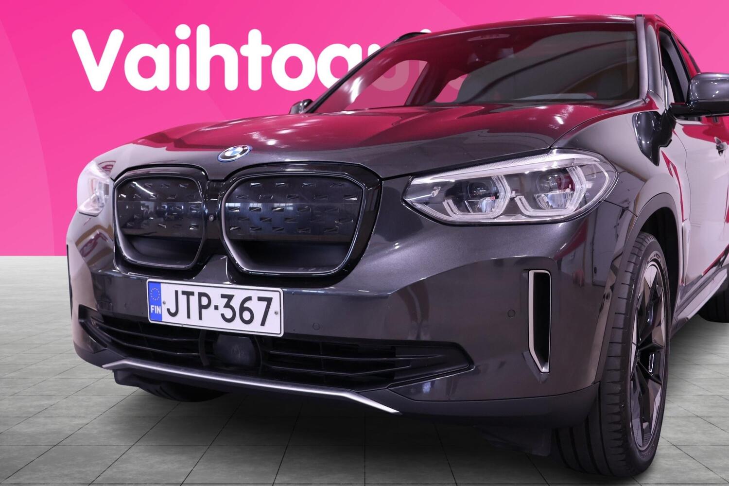 BMW iX3 vaihtoauto
