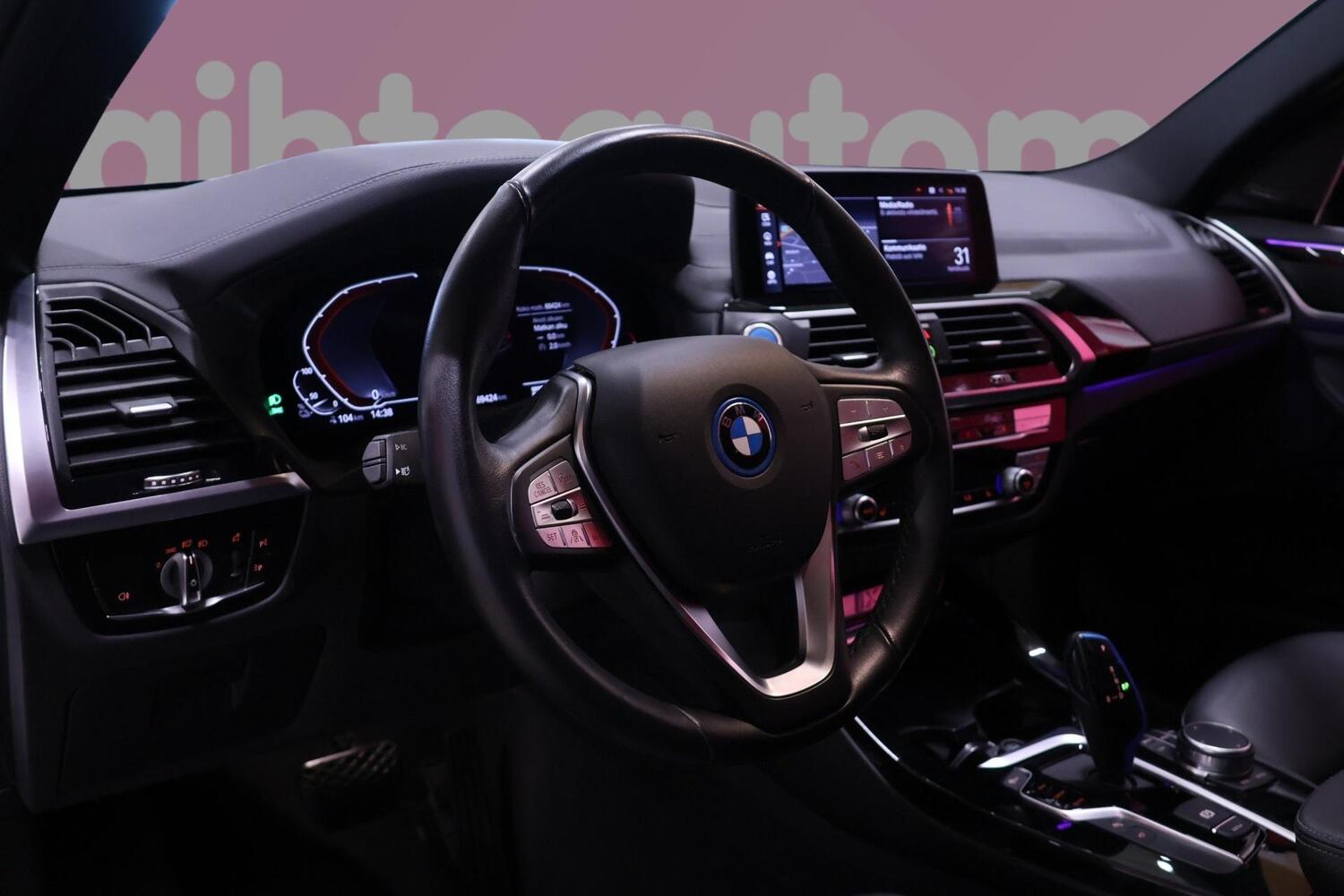 BMW iX3 vaihtoauto