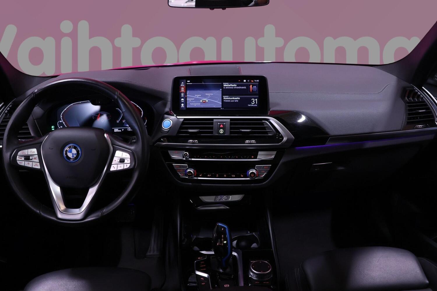 BMW iX3 vaihtoauto