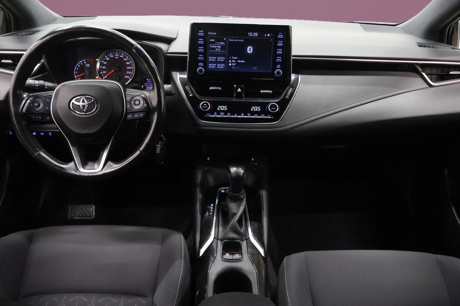 Toyota Corolla vaihtoauto