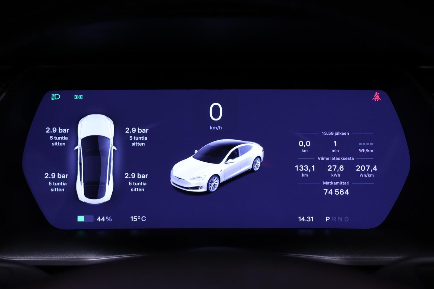Tesla Model S vaihtoauto