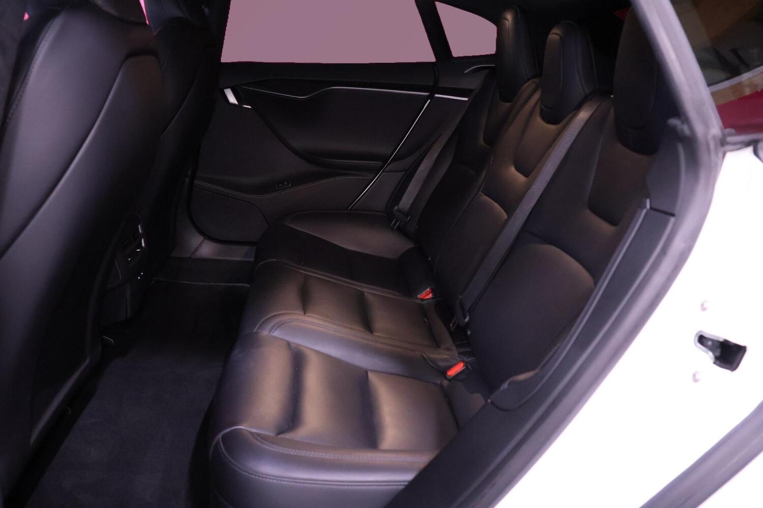 Tesla Model S vaihtoauto