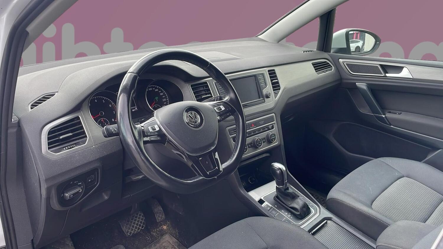 Volkswagen Golf Sportsvan vaihtoauto