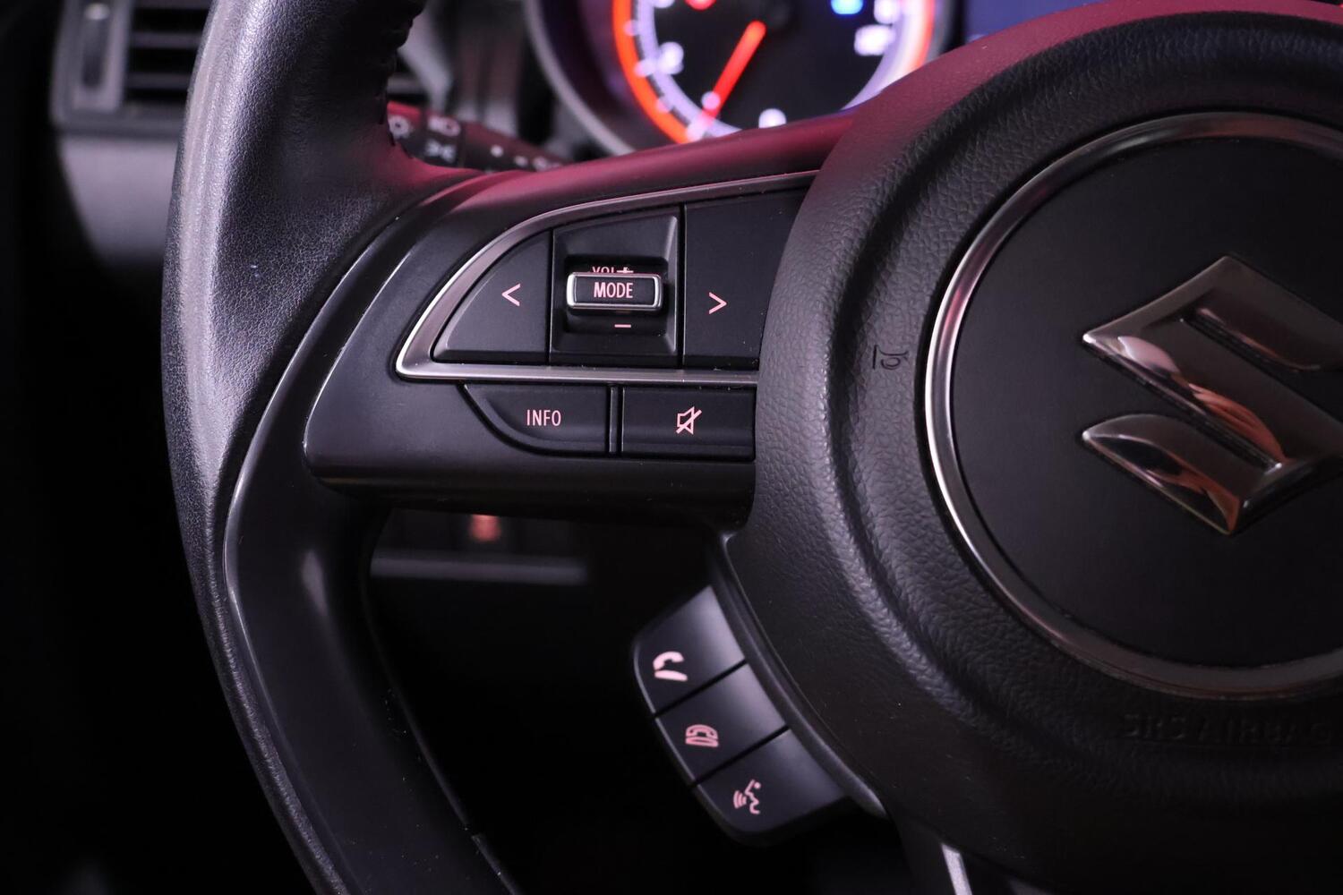 Suzuki Swift vaihtoauto