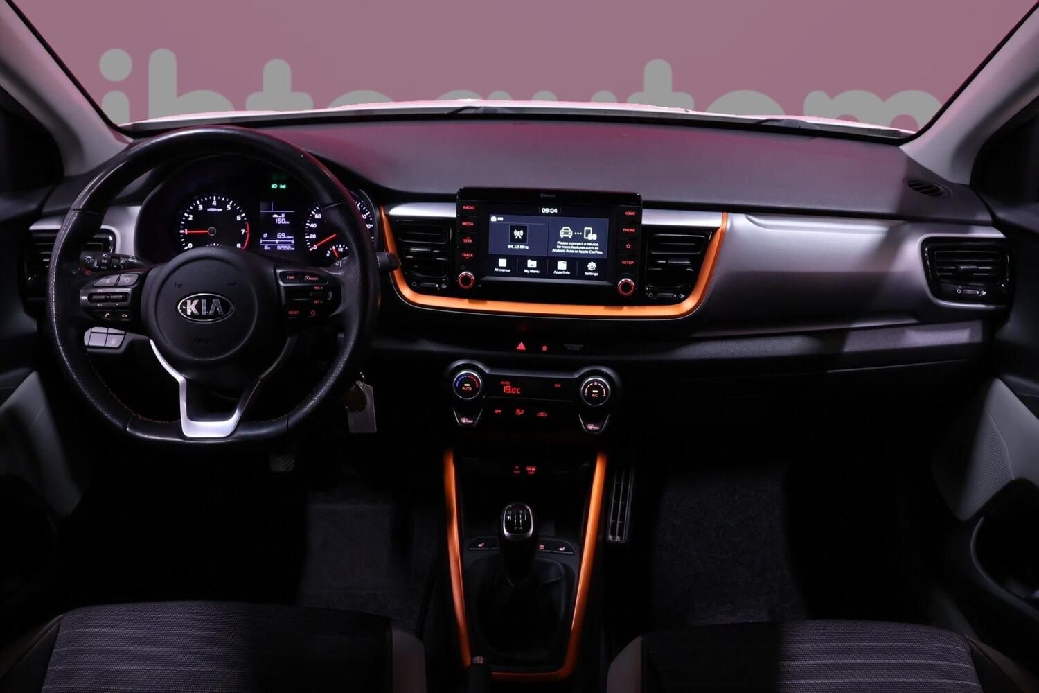 Kia Stonic vaihtoauto