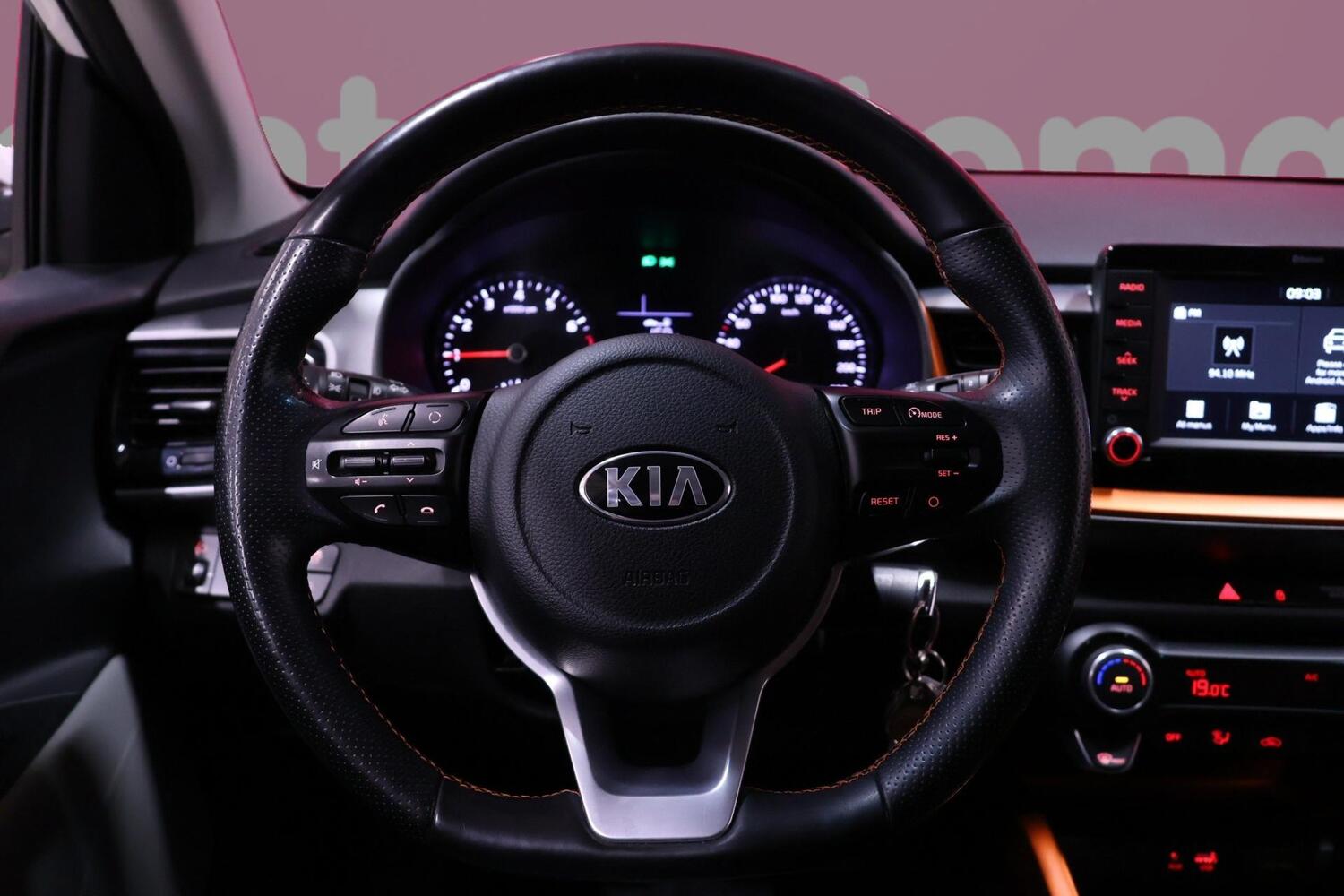Kia Stonic vaihtoauto