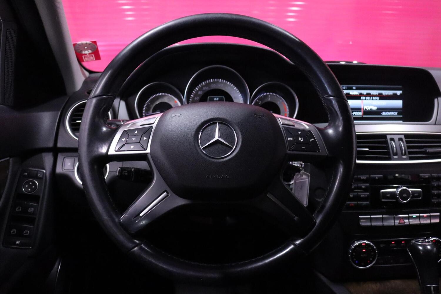 Mercedes-Benz C vaihtoauto