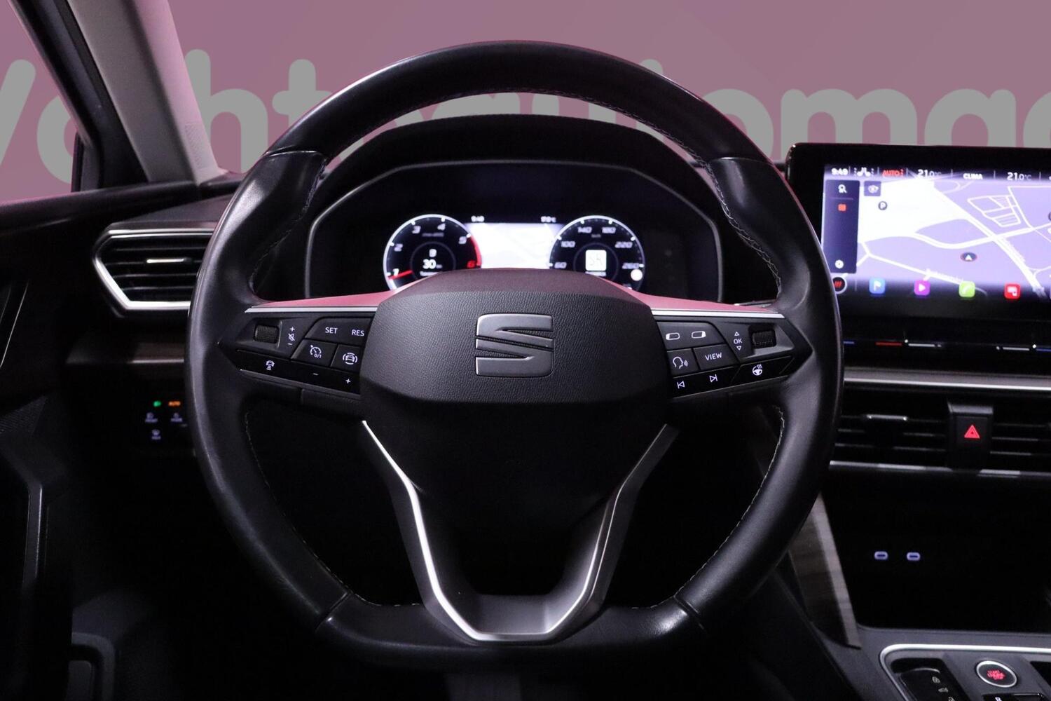 SEAT Leon Sportstourer vaihtoauto
