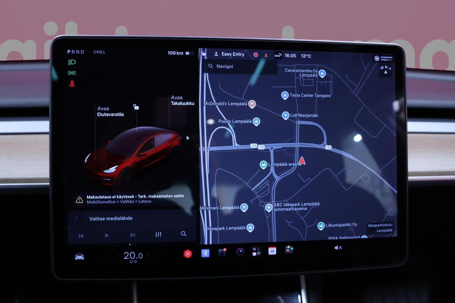 Tesla Model 3 vaihtoauto