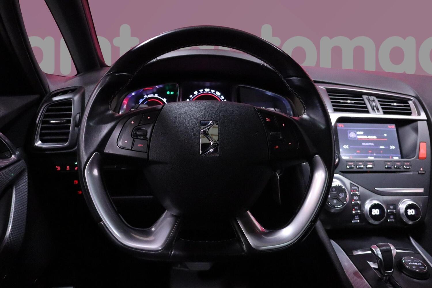 DS 5 vaihtoauto