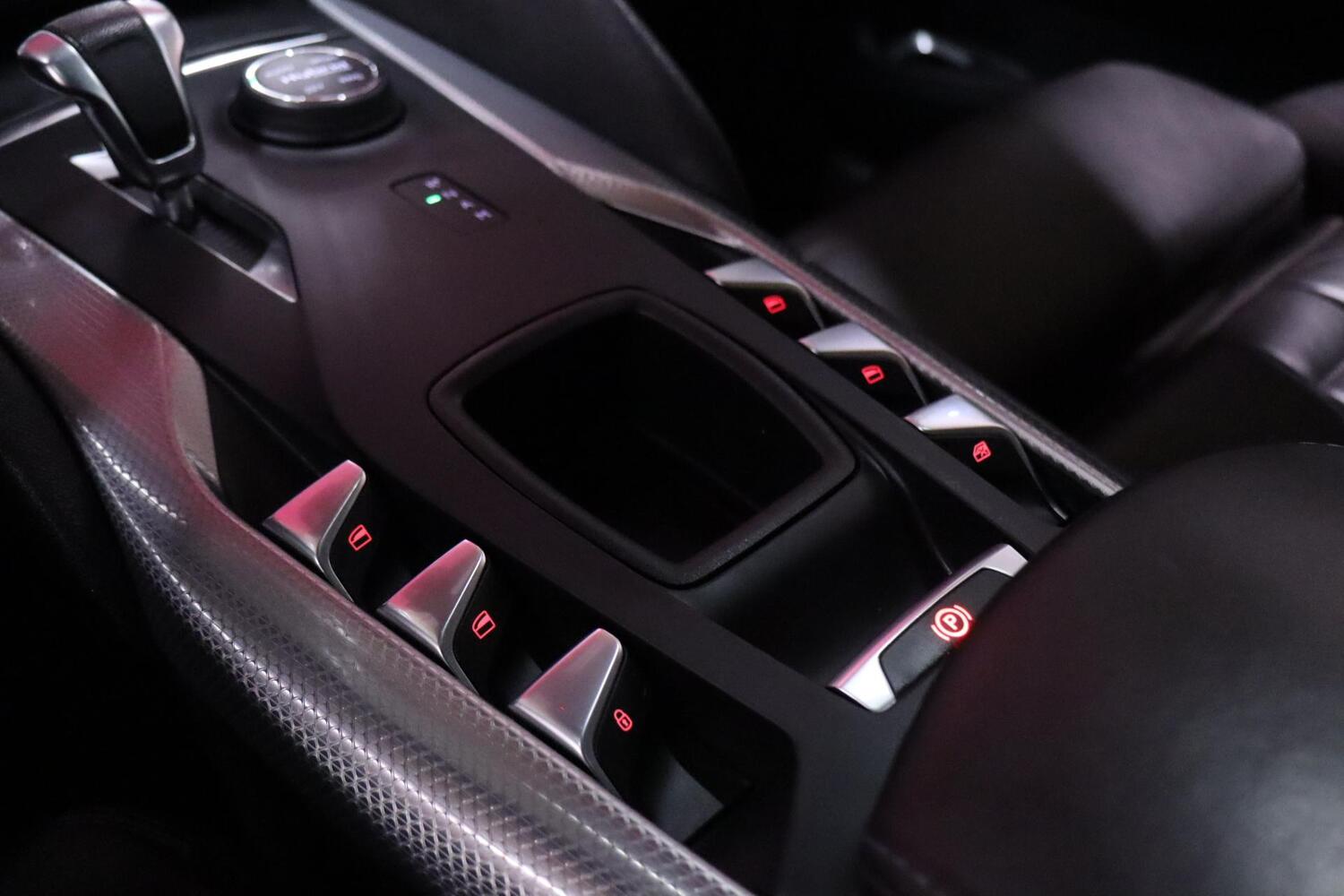DS 5 vaihtoauto