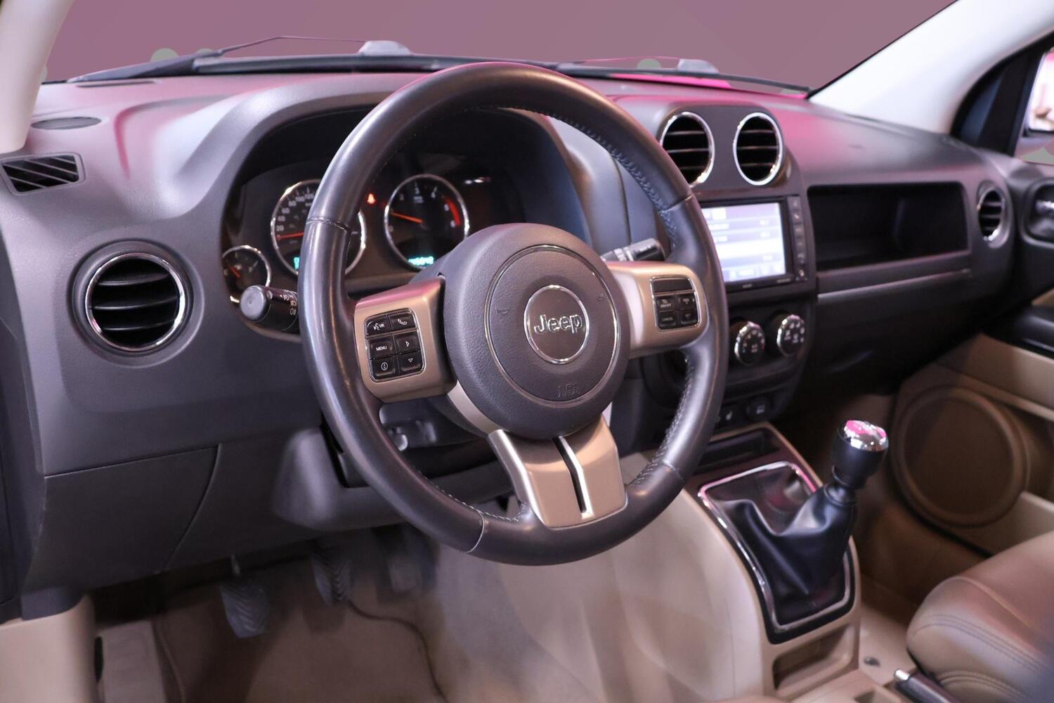 Jeep Compass vaihtoauto