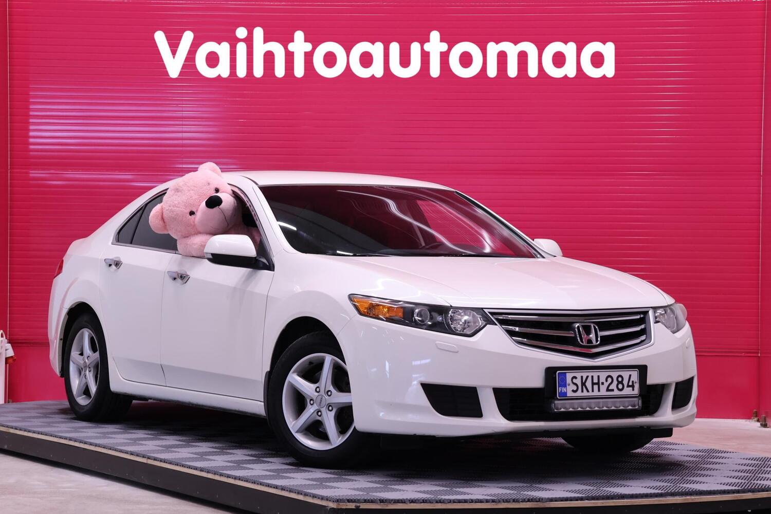 Honda Accord vaihtoauto
