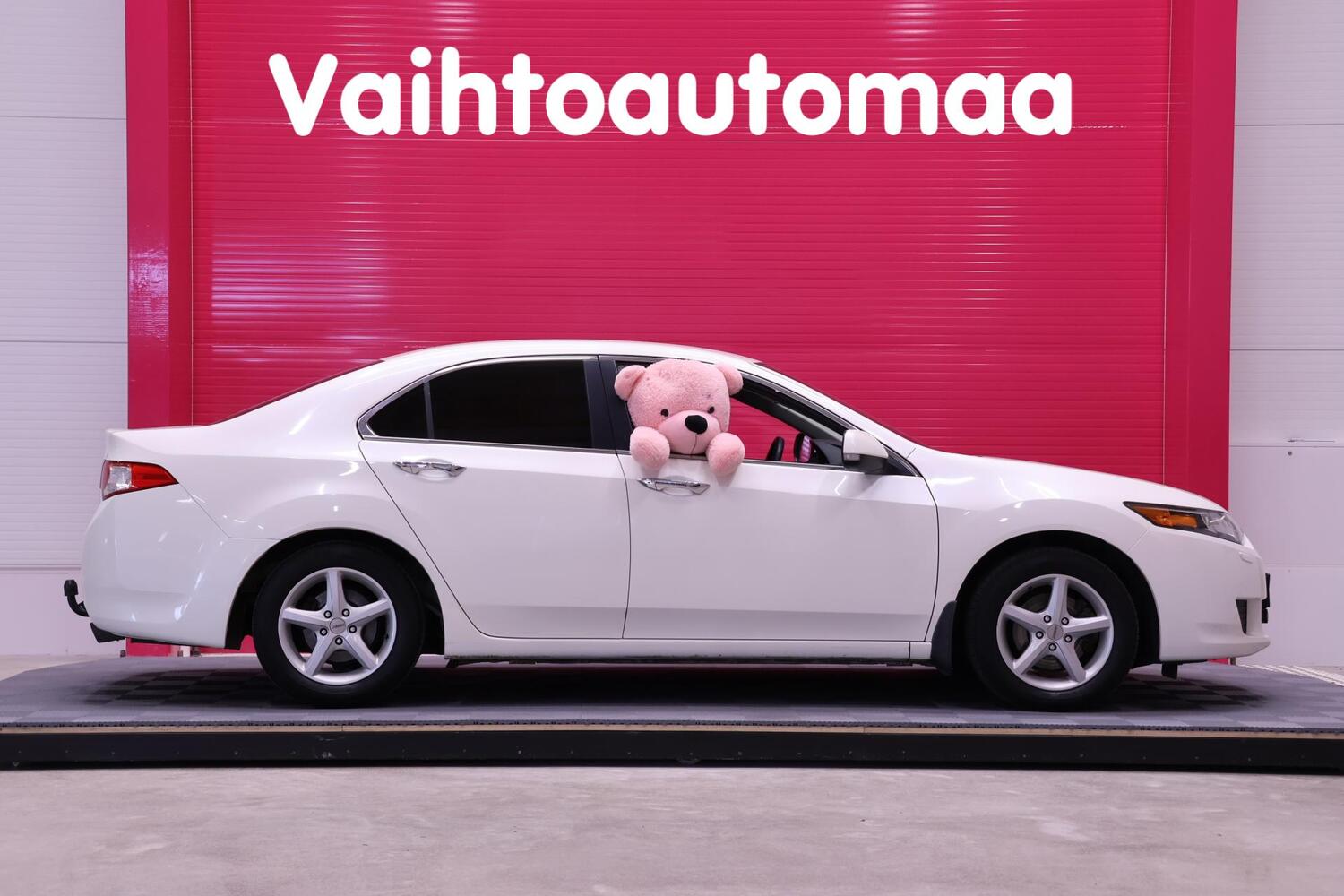 Honda Accord vaihtoauto