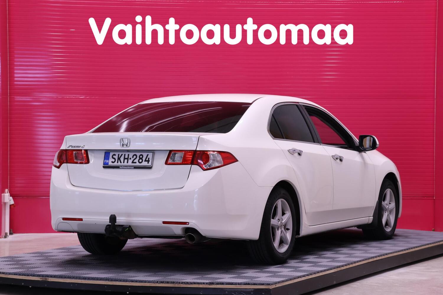 Honda Accord vaihtoauto