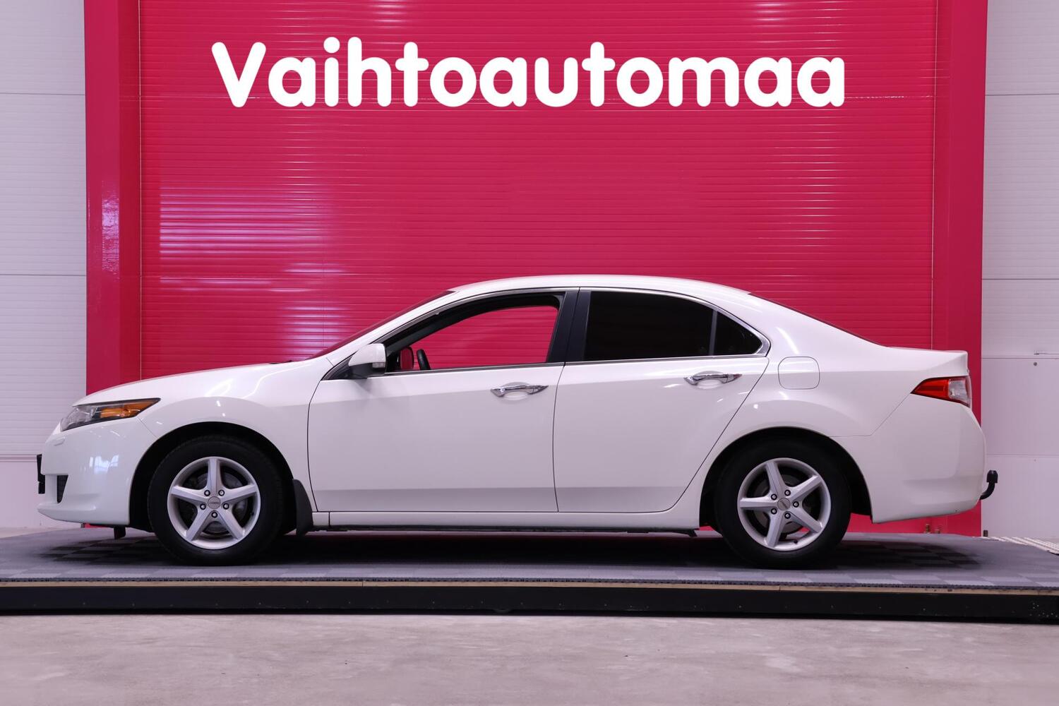 Honda Accord vaihtoauto