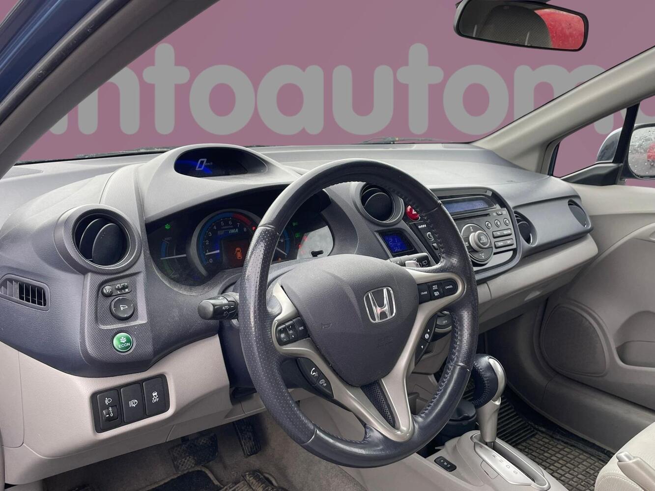 Honda Insight vaihtoauto