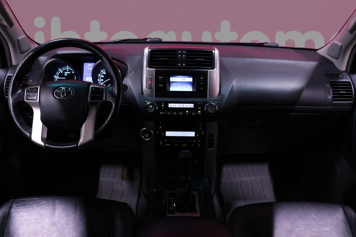 Toyota Land Cruiser vaihtoauto