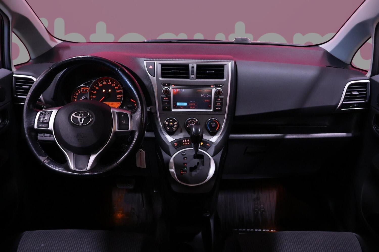 Toyota Verso-S vaihtoauto