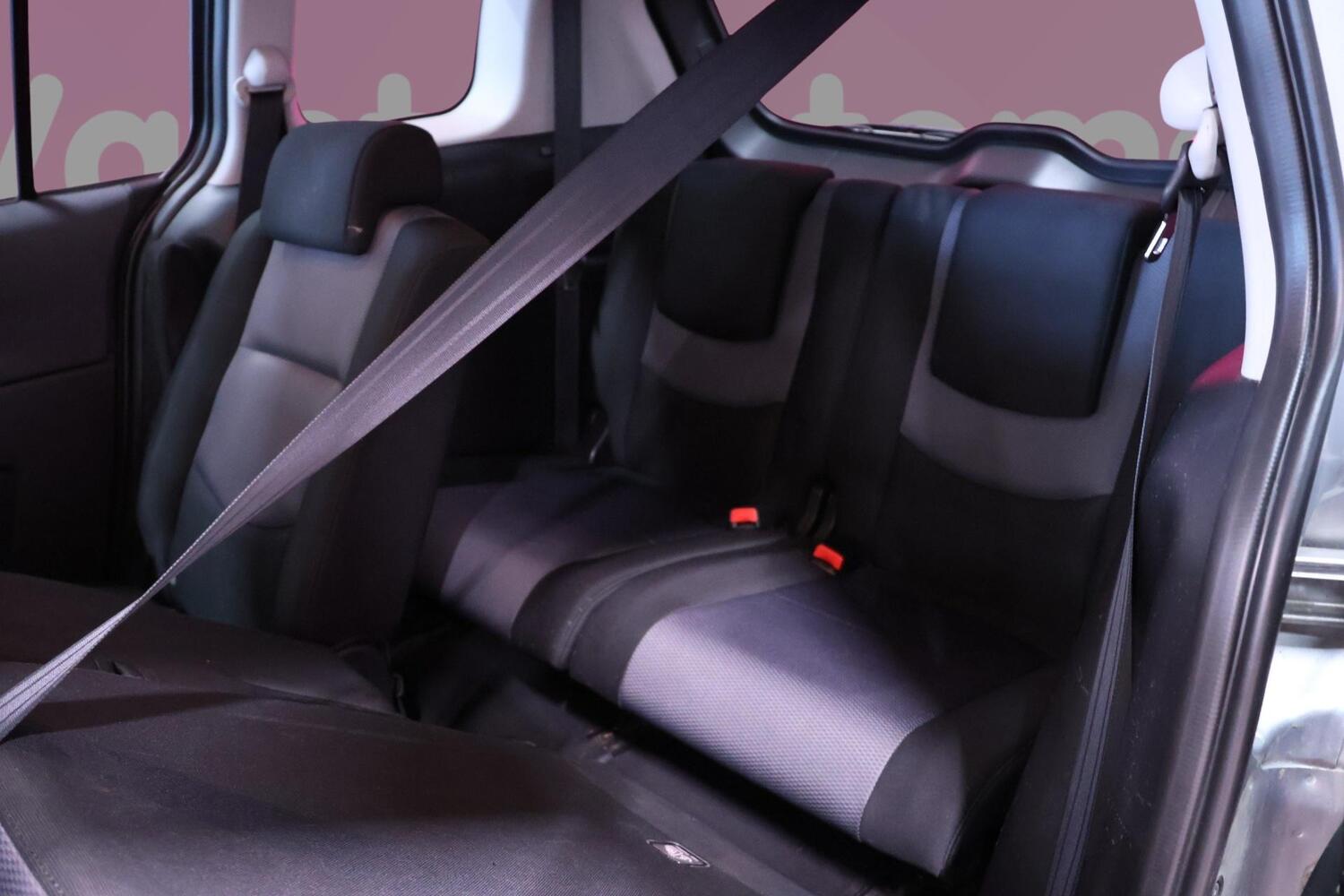 Mazda 5 vaihtoauto