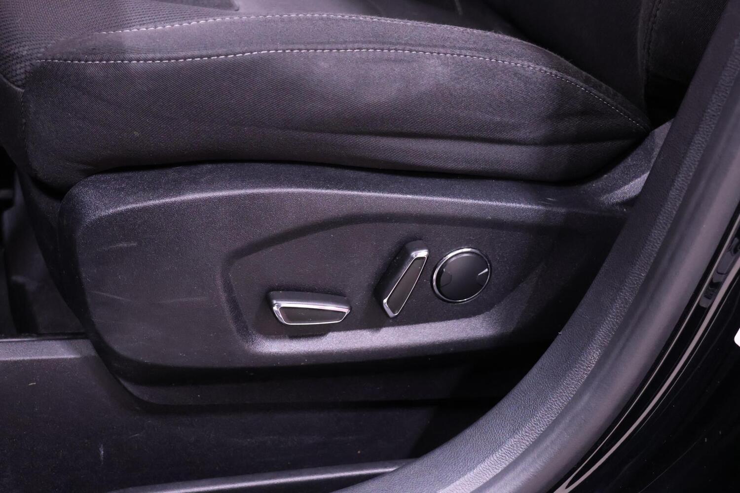 Ford S-MAX vaihtoauto