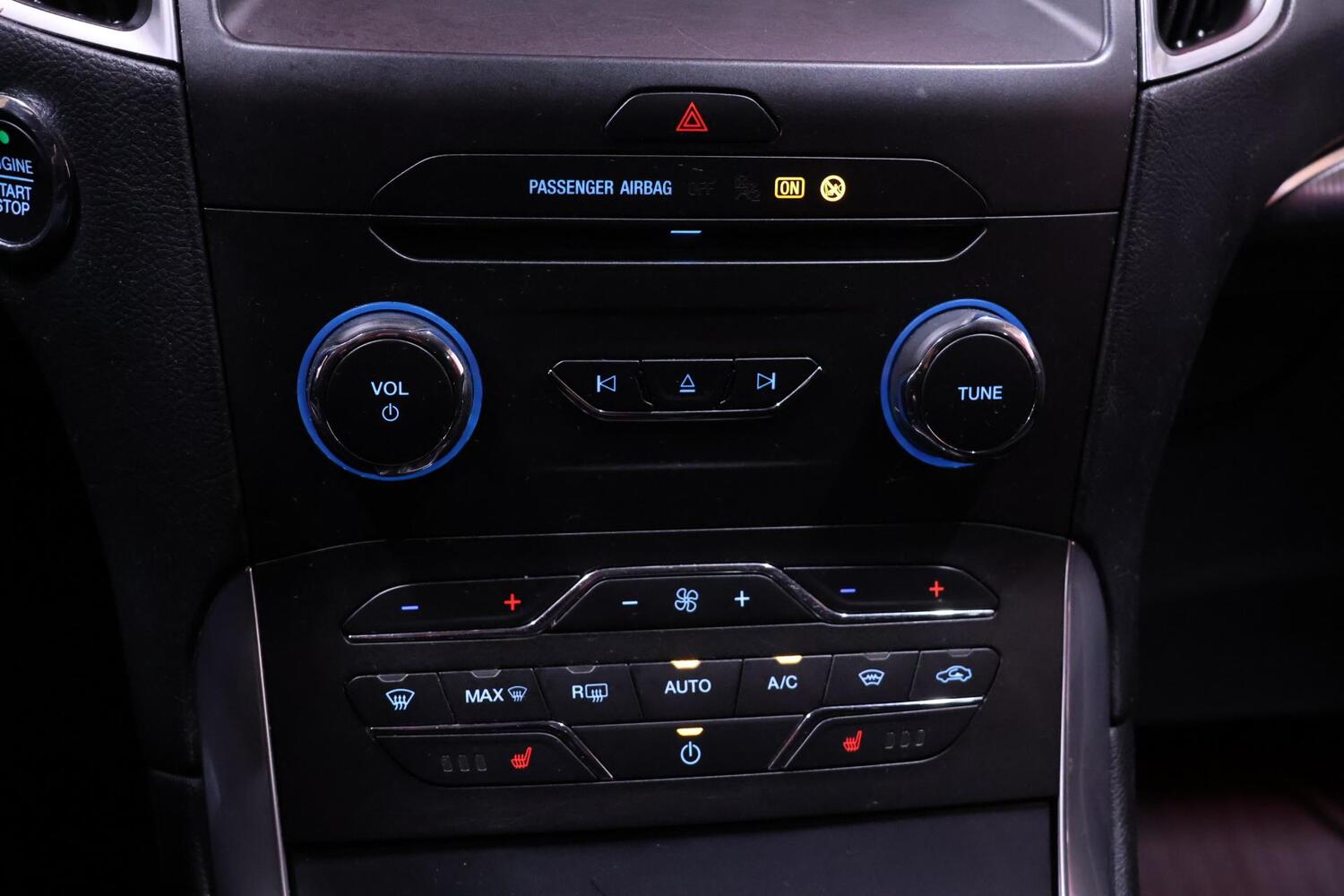 Ford S-MAX vaihtoauto