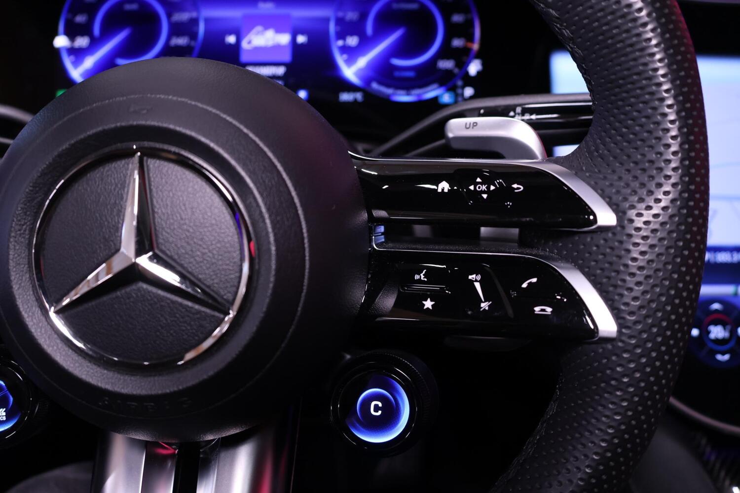Mercedes-Benz EQE vaihtoauto