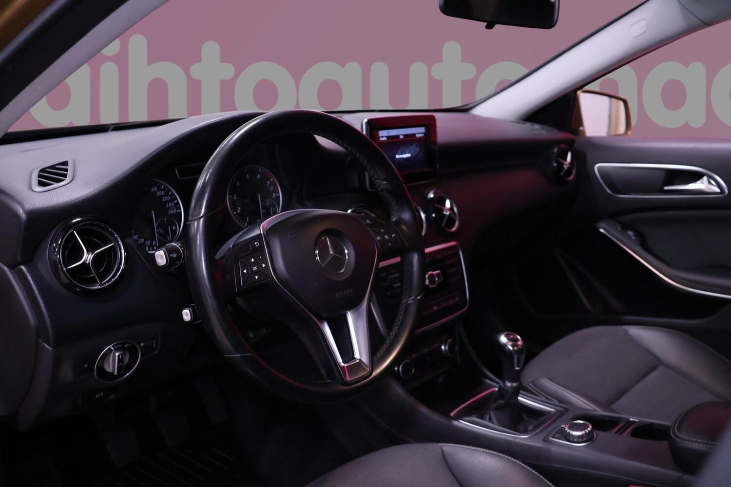 Mercedes-Benz A vaihtoauto