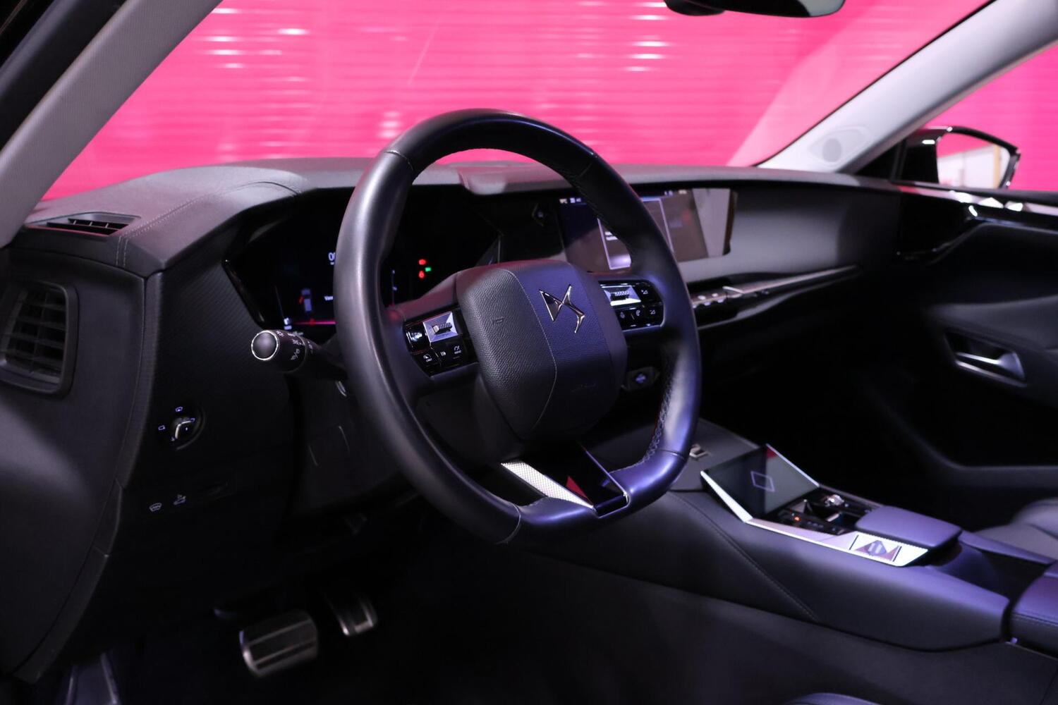DS 4 vaihtoauto
