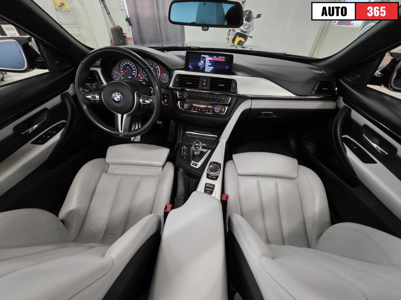 BMW M4 vaihtoauto