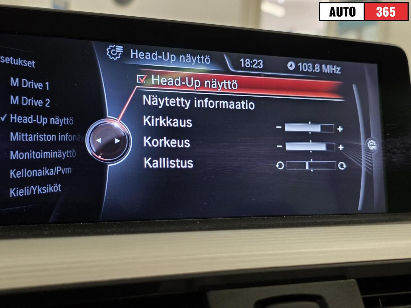 BMW M4 vaihtoauto