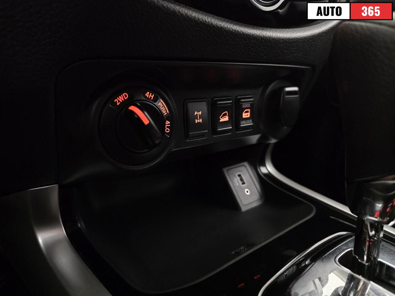 Nissan Navara vaihtoauto