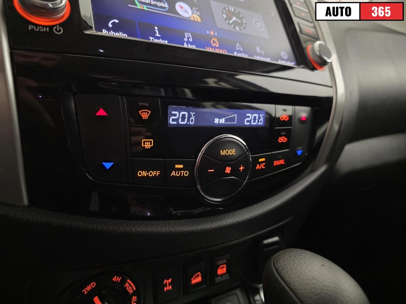 Nissan Navara vaihtoauto