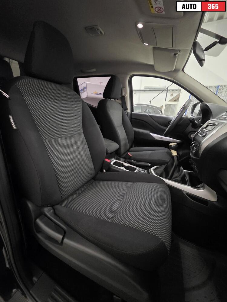 Nissan Navara vaihtoauto