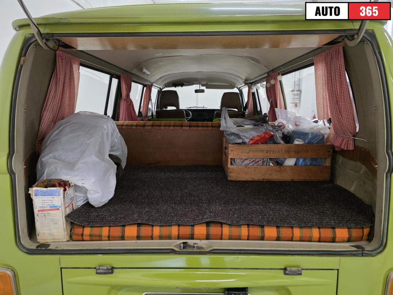 Volkswagen Kleinbus vaihtoauto