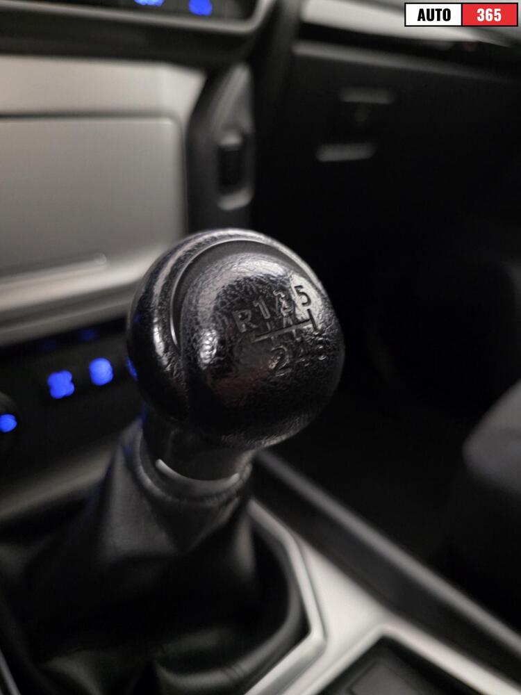 Toyota Land Cruiser vaihtoauto