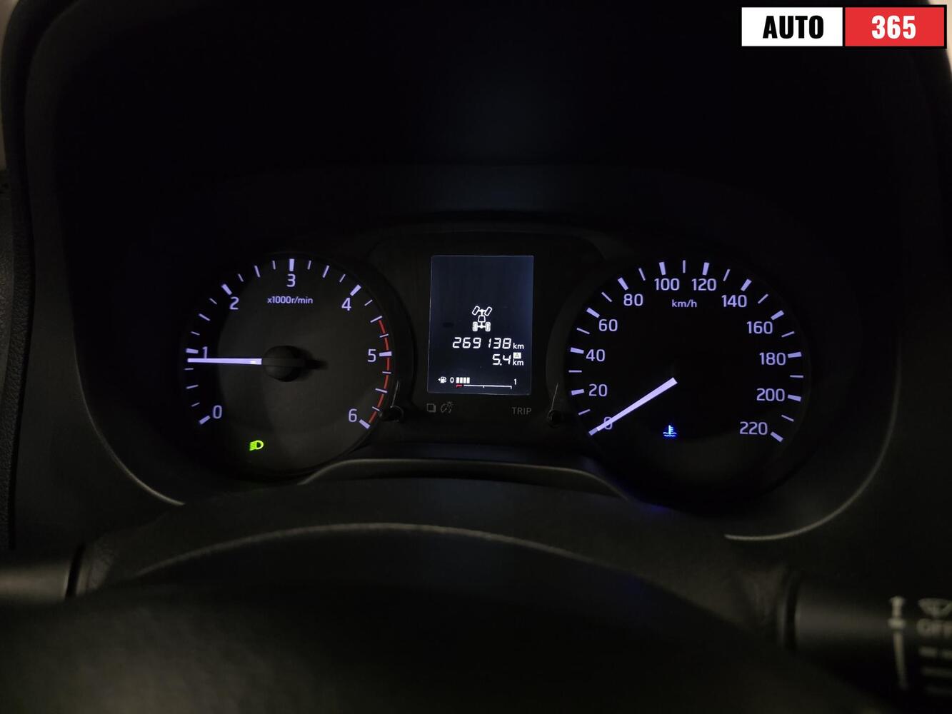 Nissan Navara vaihtoauto