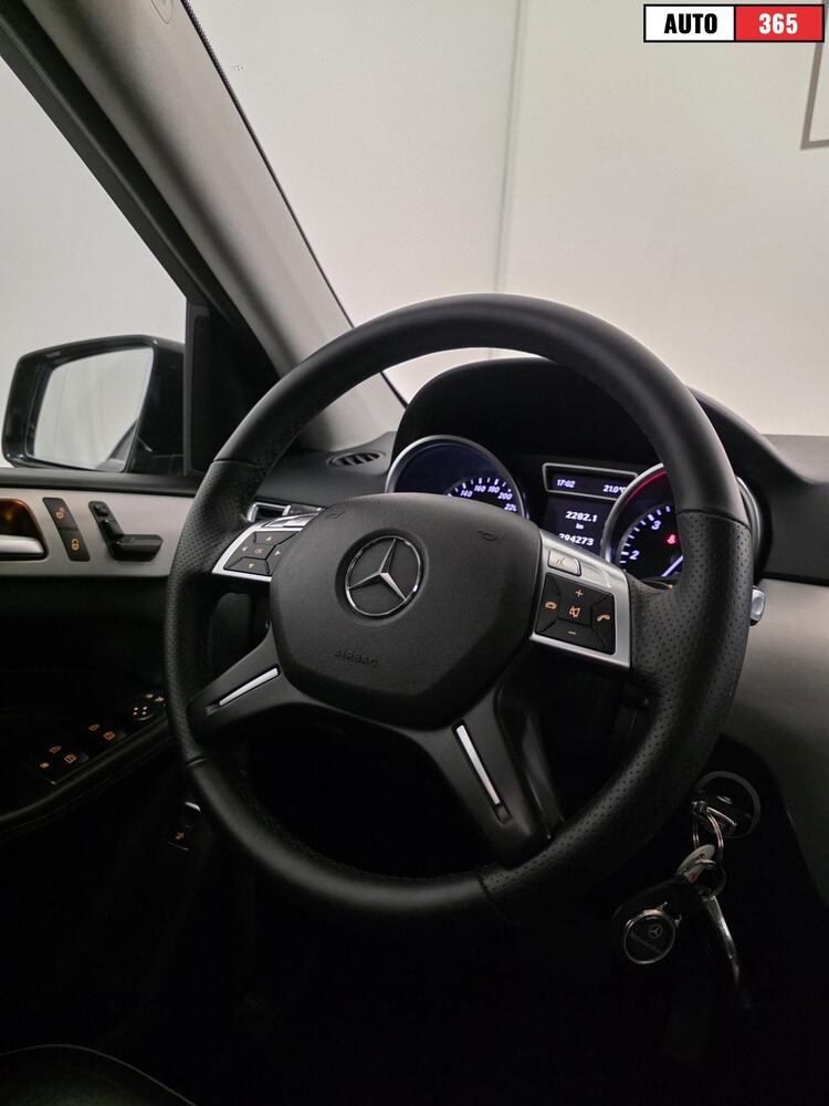 Mercedes-Benz ML vaihtoauto