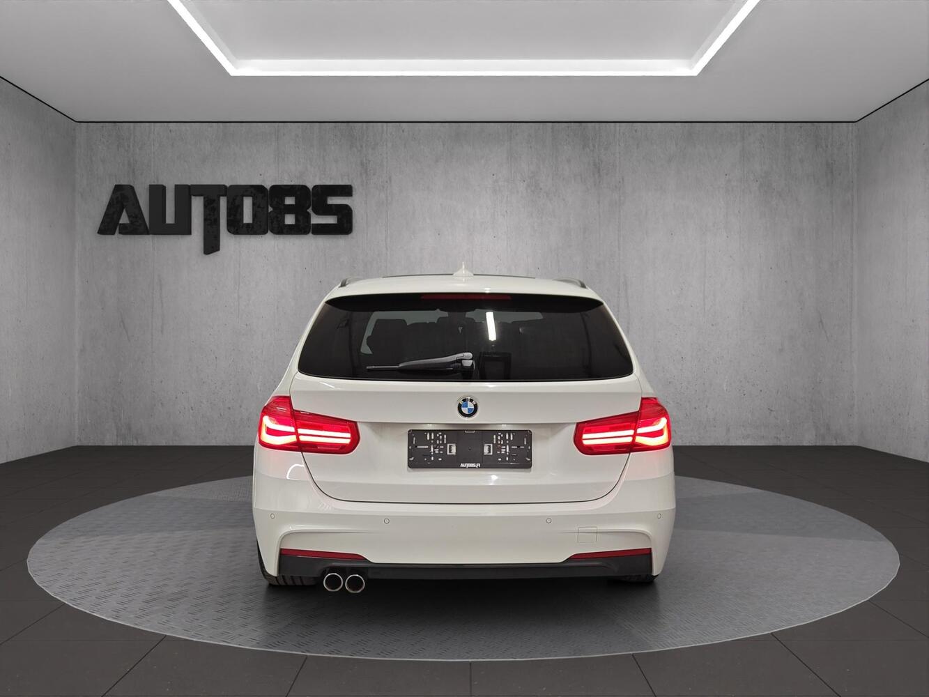 BMW 330 vaihtoauto