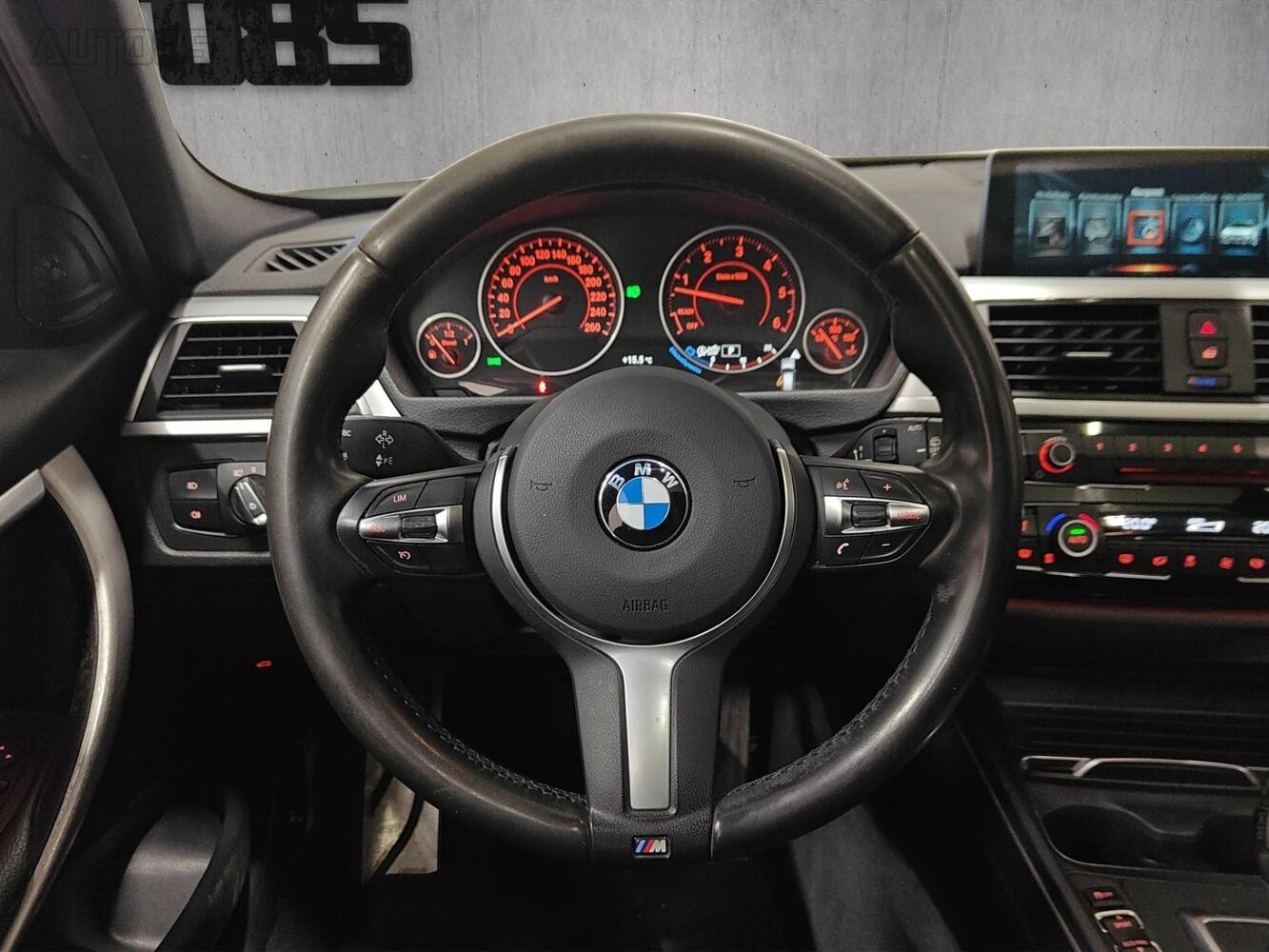 BMW 330 vaihtoauto
